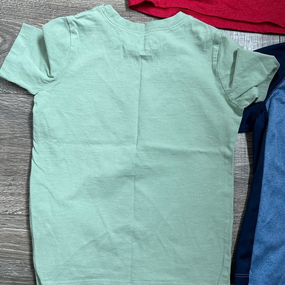 OshKosh B’Gosh Boys 6 Short Sleeve Shirts - Picture 6 of 13